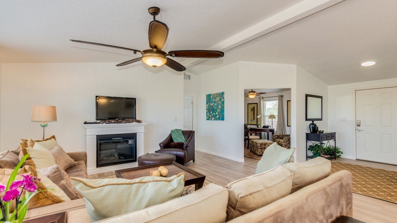 Photo of Livingroom in Maricopa