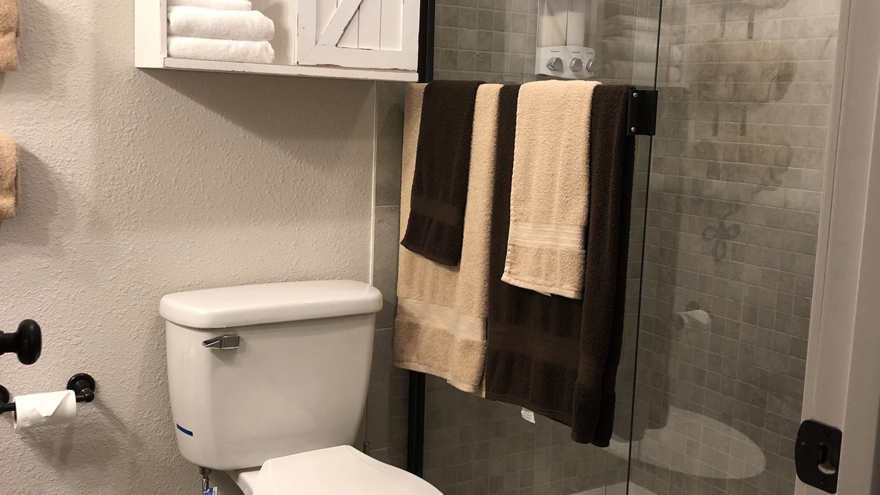 Photo of Bathroom in Gordonville