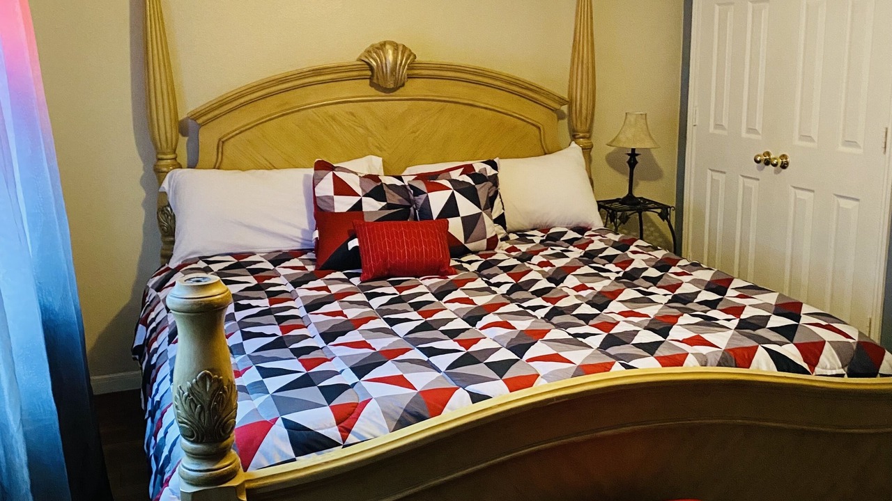 Photo of Bedroom in Tomball