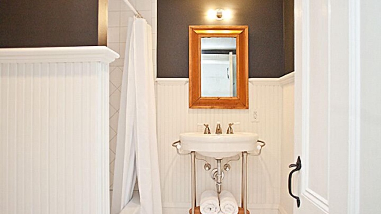 Photo of Bathroom in Cazenovia