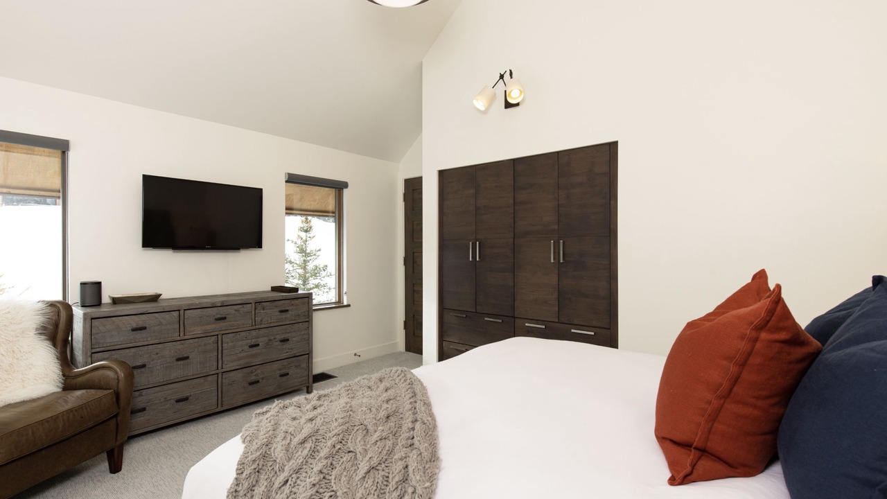 Photo of Others in Big Sky