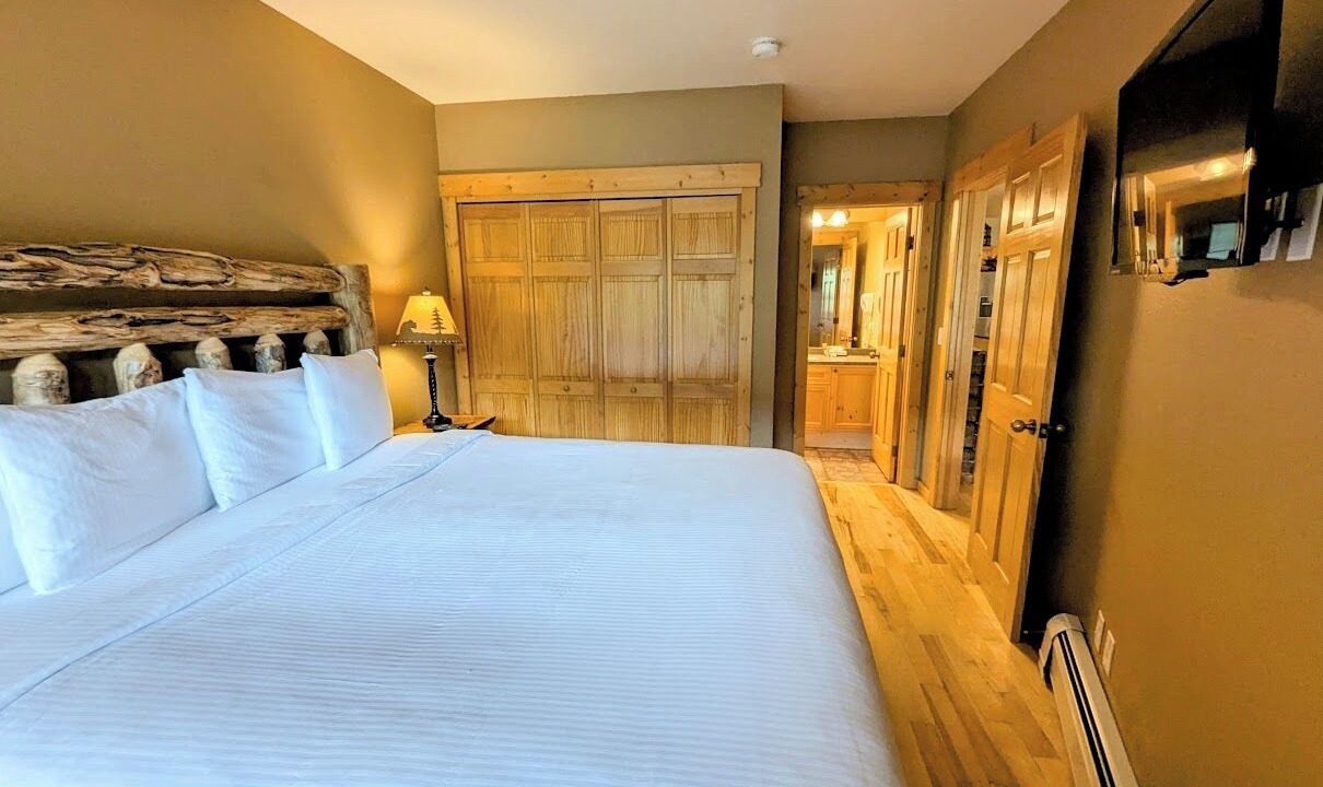 Photo of Bathroom in Mountain House