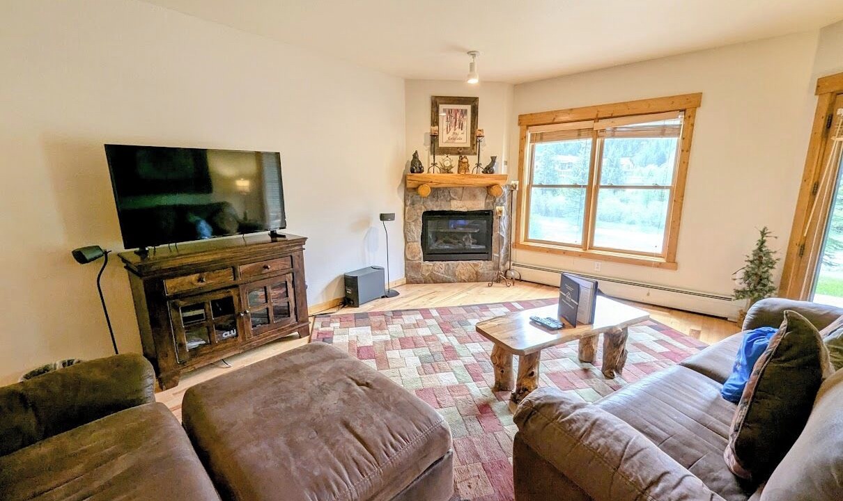 Photo of Livingroom in Mountain House