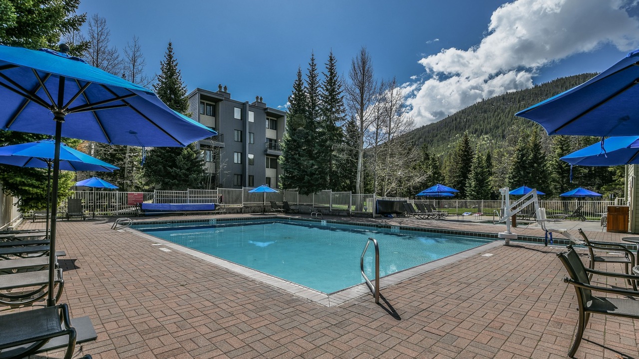Photo of Outdoor in Lakeside Village
