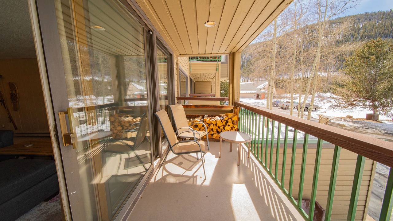 Photo of Patio Balcony in Lakeside Village