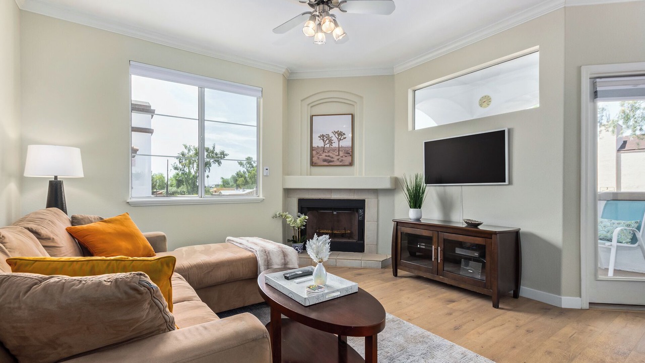 Photo of Livingroom in Security Acres