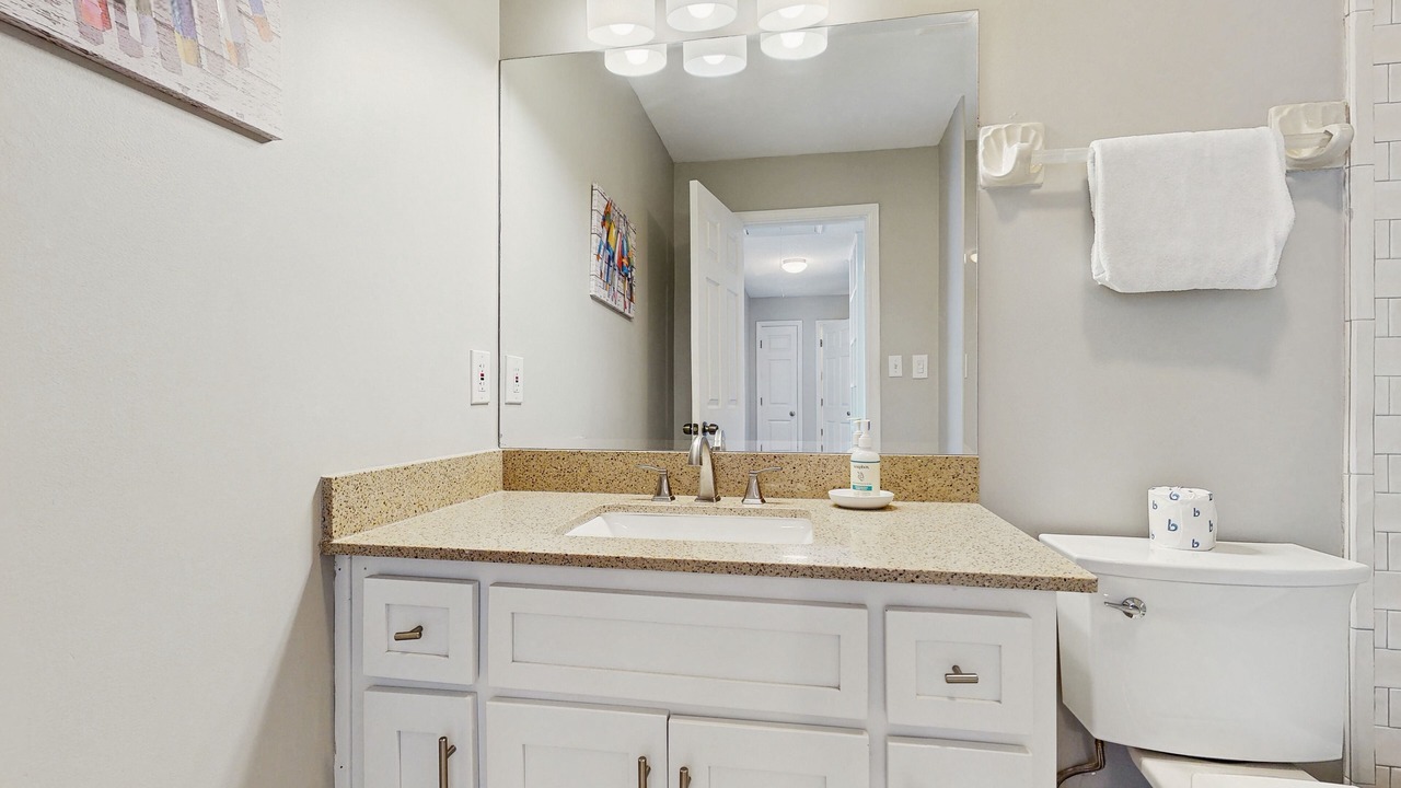 Photo of Bathroom in Gulf Trace