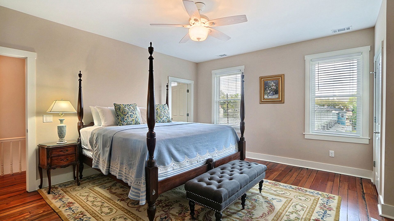 Photo of Bedroom in Savannah Victorian District