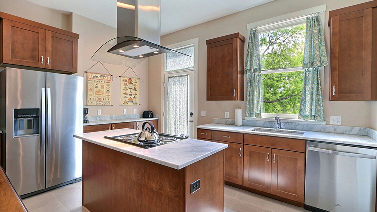 Photo of Kitchen in Savannah Victorian District