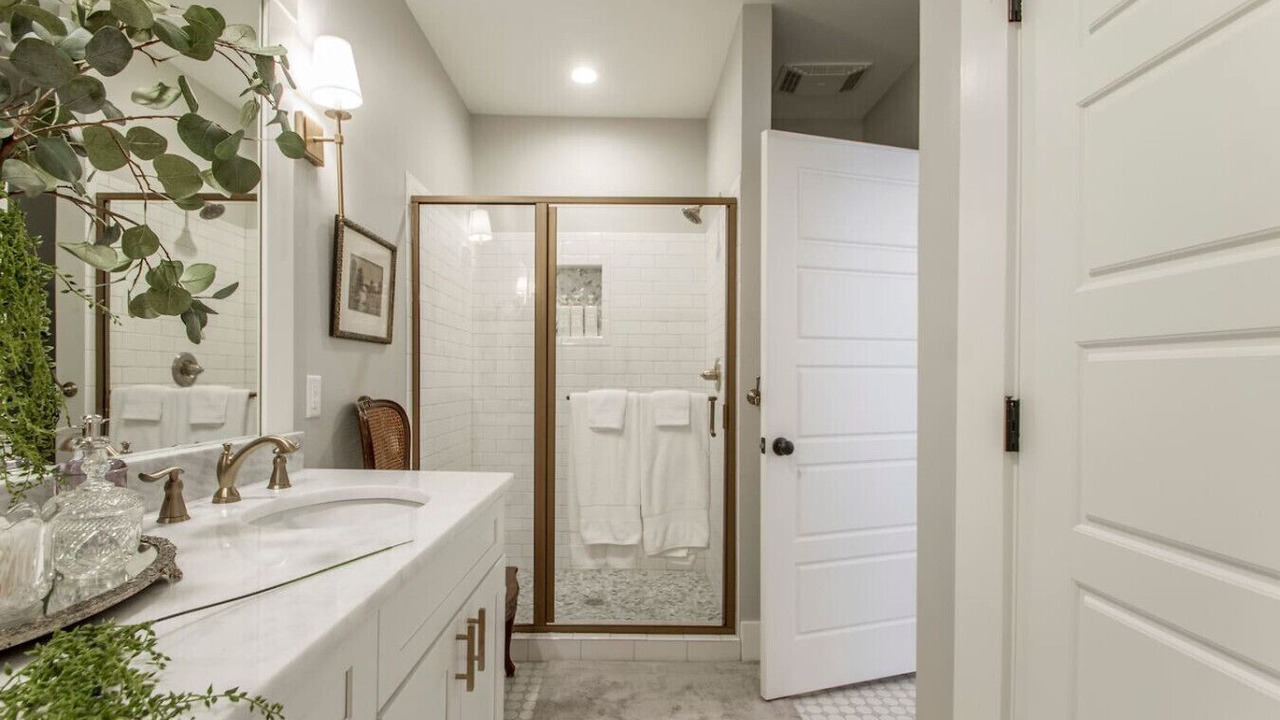 Photo of Bathroom in Conway