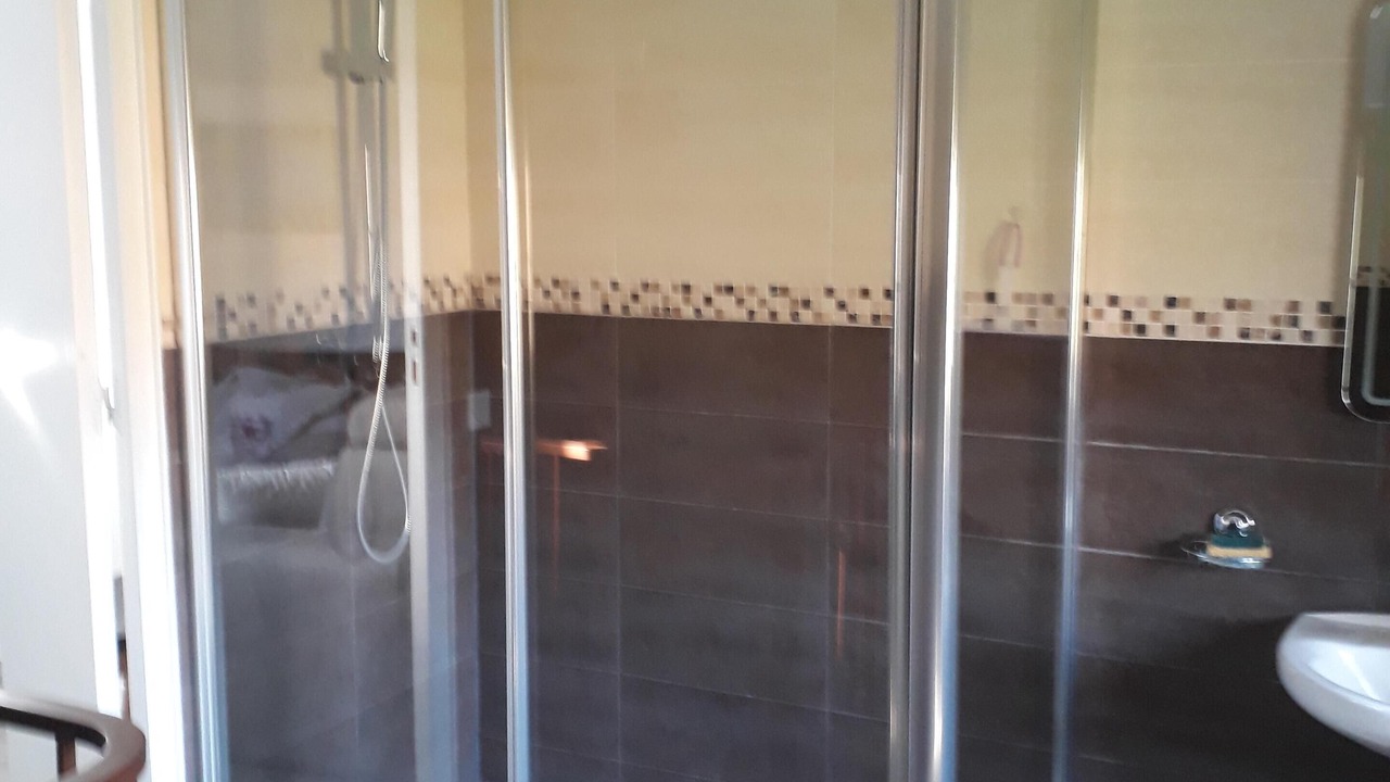 Photo of Bathroom in Lisieux