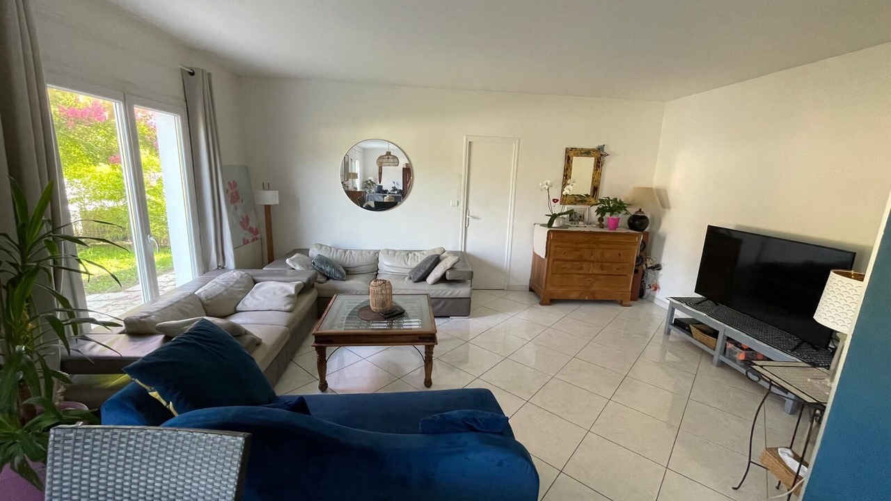 Photo of Livingroom in Saint-Jean-d'Illac