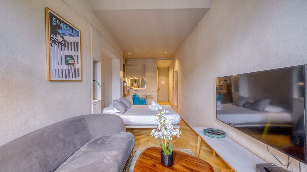 Photo of Bedroom in Hotel de Ville - Quinconces
