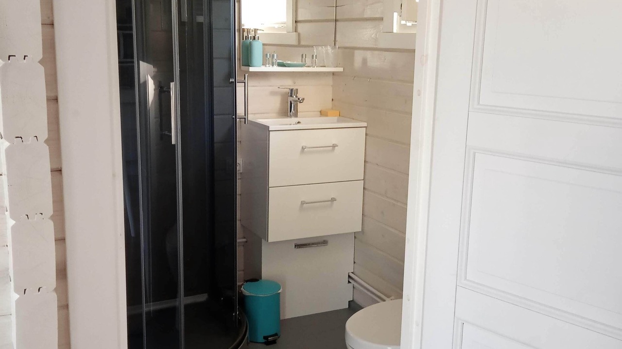 Photo of Bathroom in Camarsac