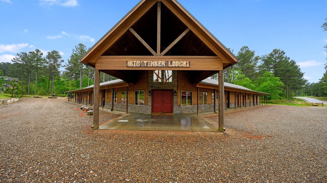 Photo of Others in Broken Bow
