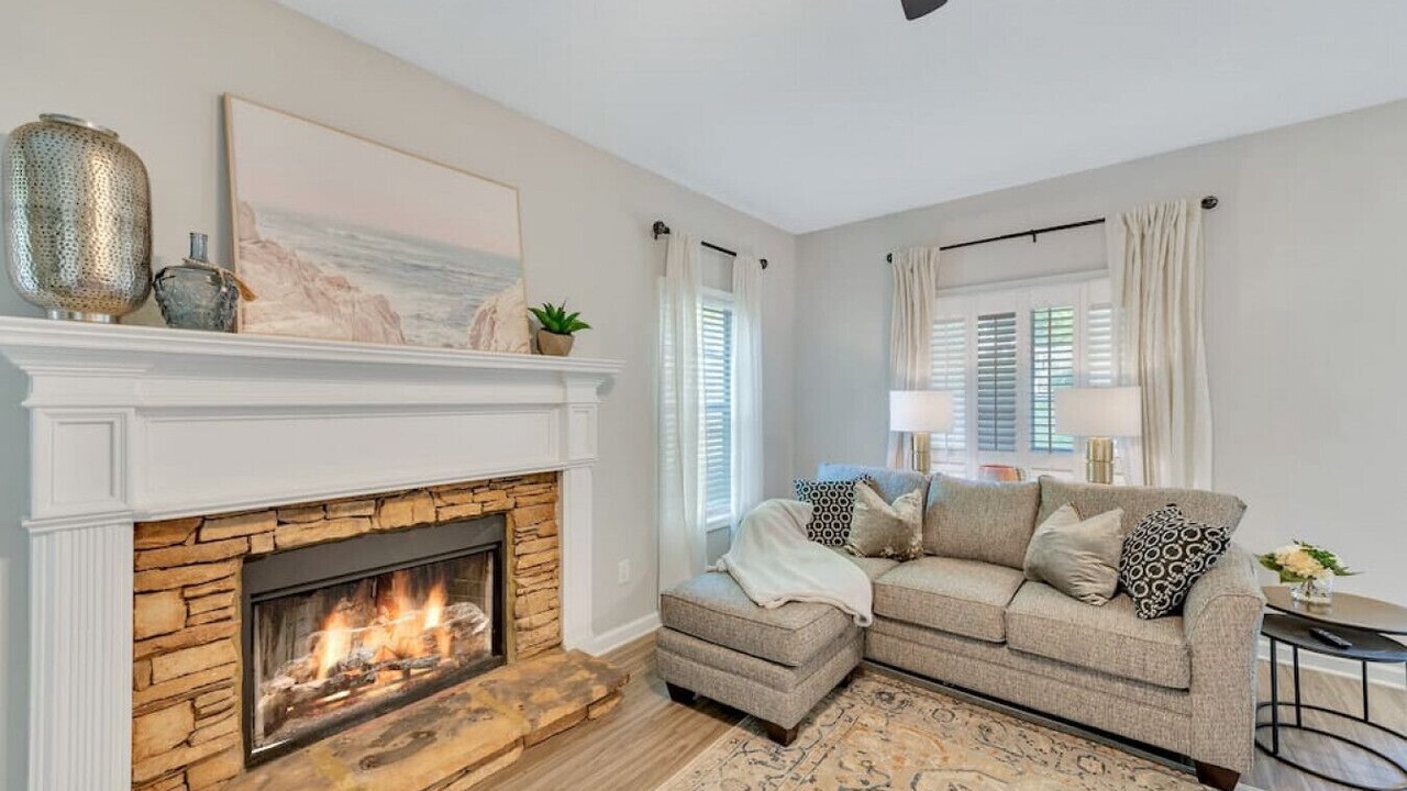 Photo of Livingroom in Acworth