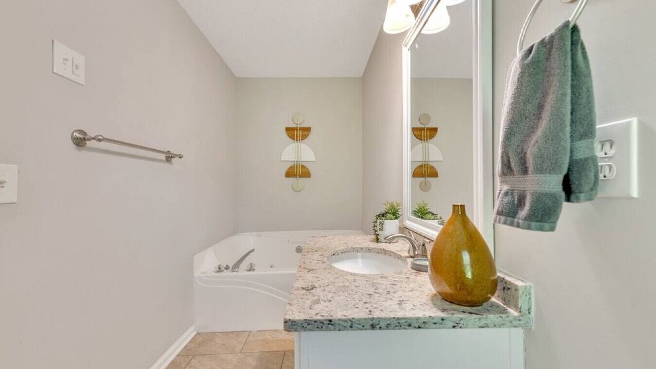 Photo of Bathroom in Acworth