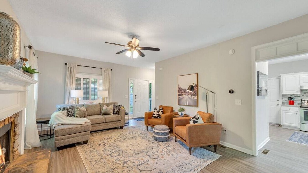 Photo of Livingroom in Acworth