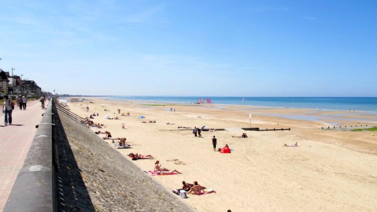 Photo of Others in Cabourg