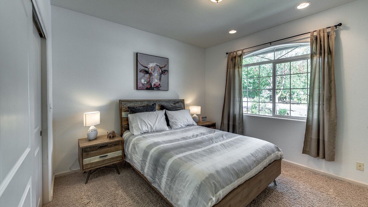 Photo of Bedroom in Murphys