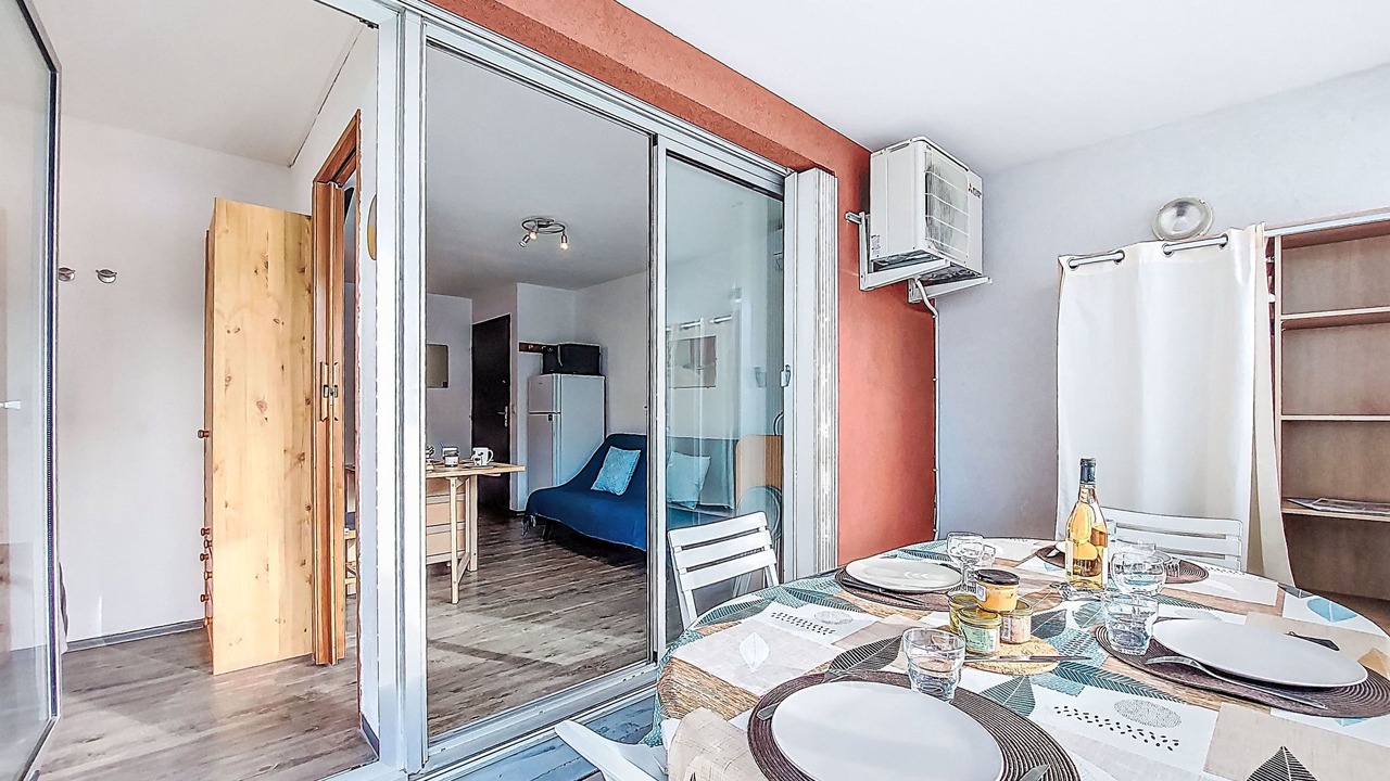 Photo of Bedroom in Le Grau-Du-Roi