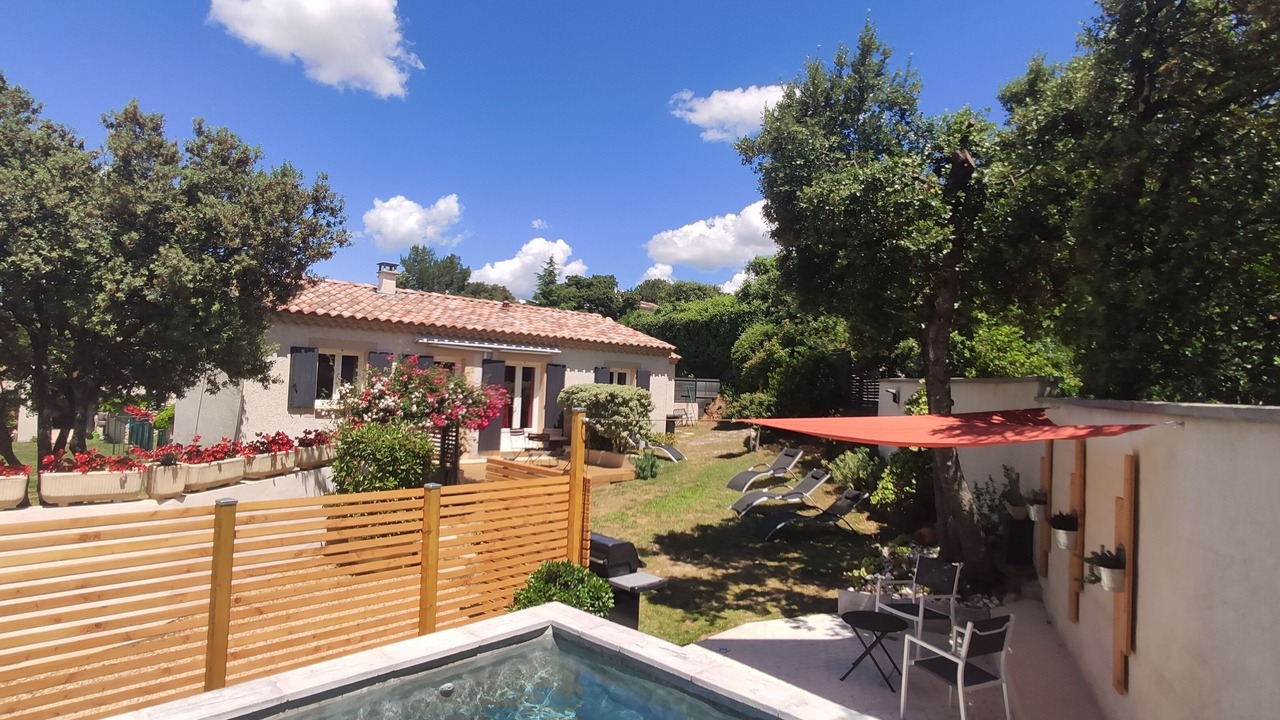 Photo of Patio Balcony in Saint-Siffret