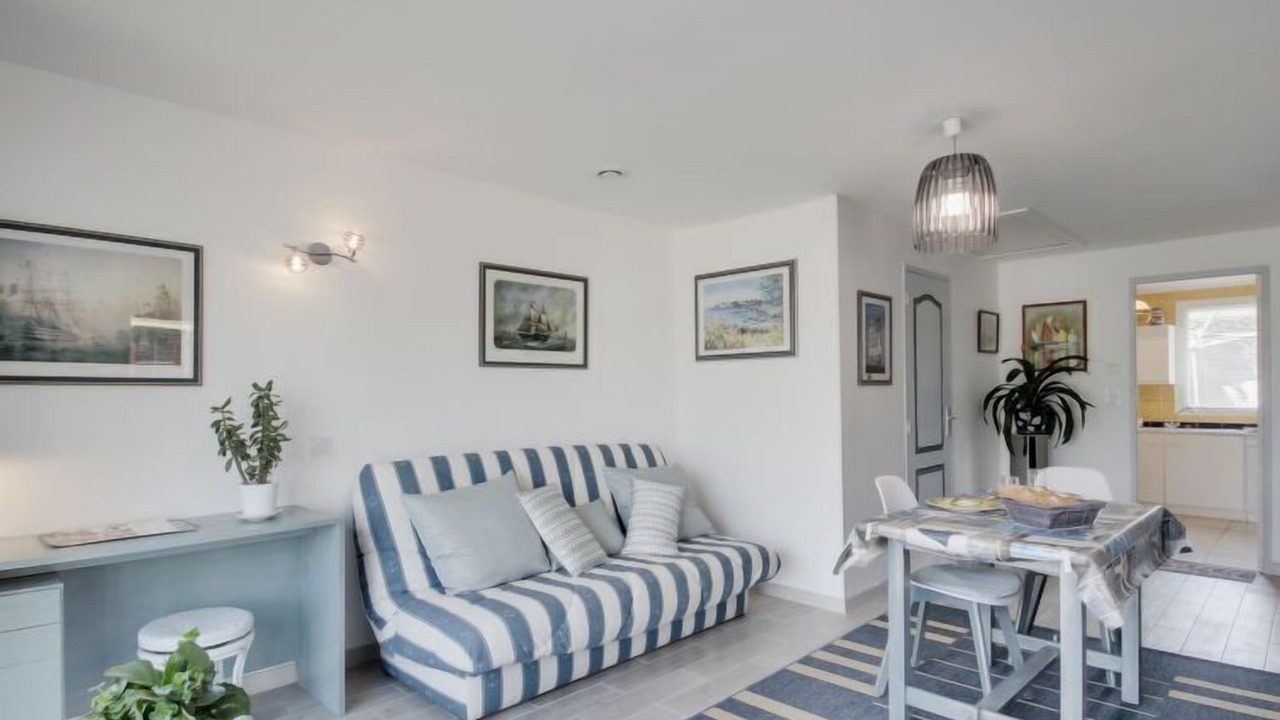 Photo of Livingroom in La Richardais