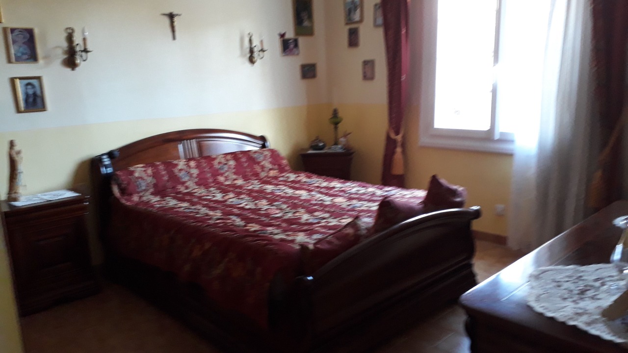 Photo of Bedroom in Chateauneuf-les-Martigues