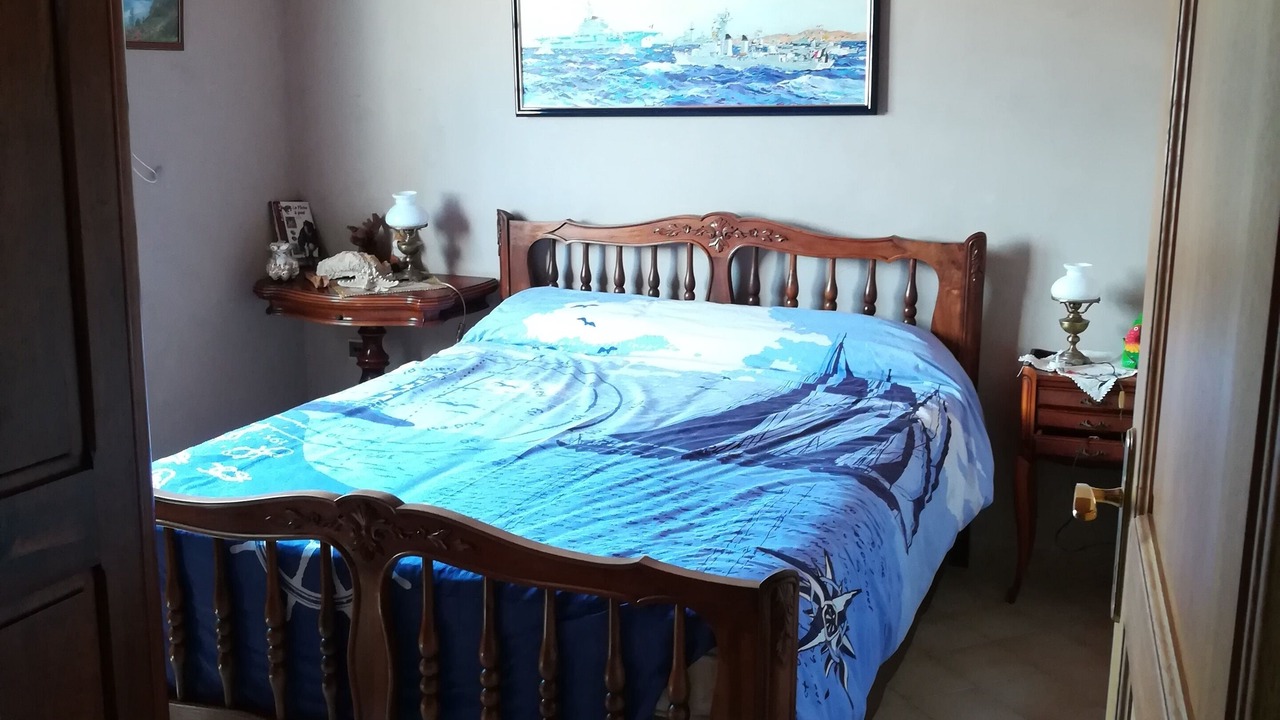 Photo of Bedroom in Chateauneuf-les-Martigues