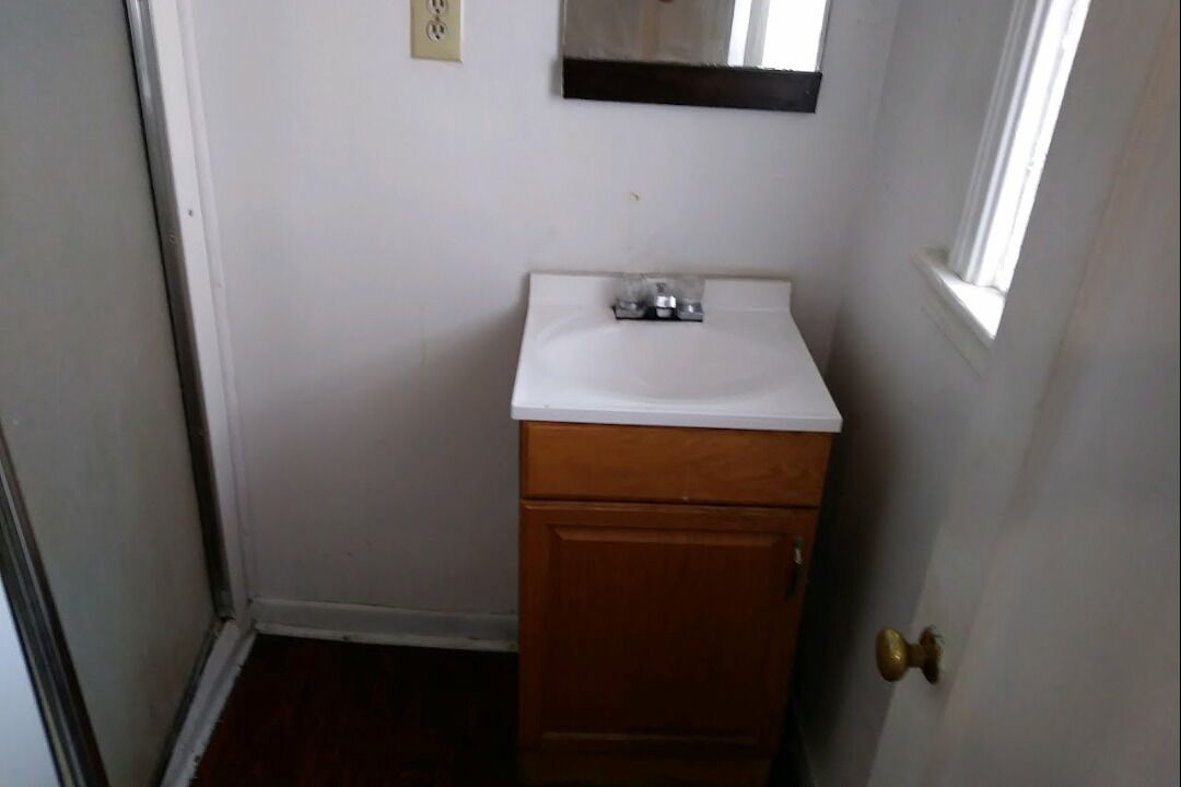 Photo of Bathroom in North Tonawanda