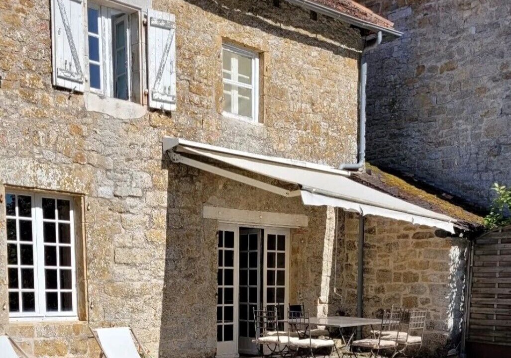 Photo of Outdoor in Strenquels