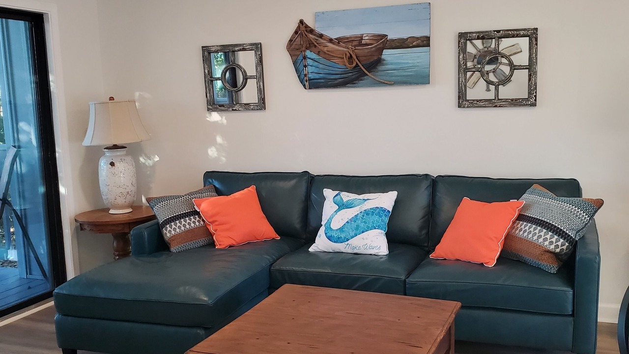Photo of Livingroom in Daphne