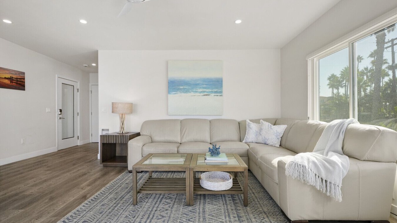 Photo of Livingroom in Carlsbad Village