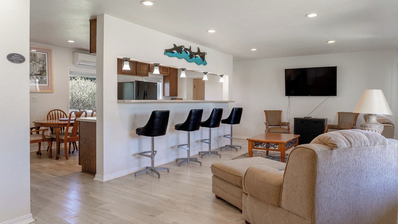 Photo of Livingroom in Bertsch-Oceanview