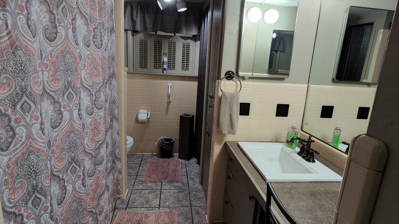Photo of Bathroom in Lawton