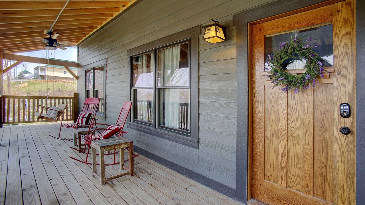 Photo of Patio Balcony in Chalet Village North