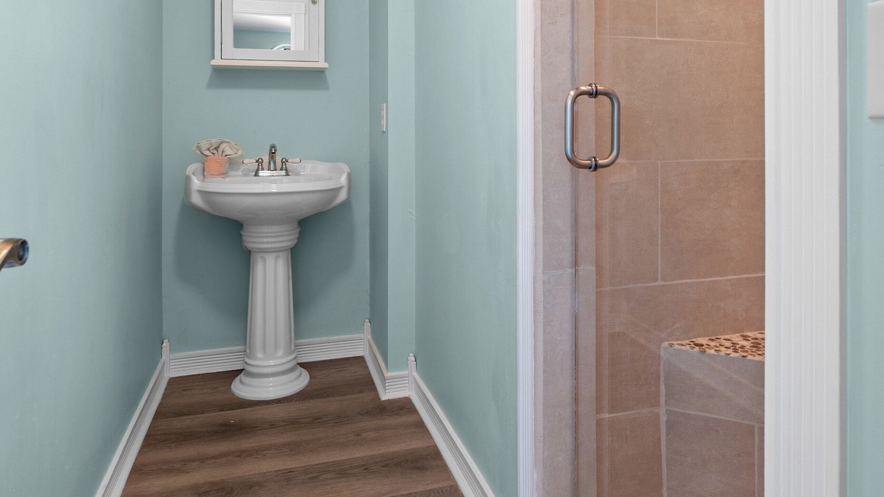 Photo of Bathroom in Cudjoe Gardens