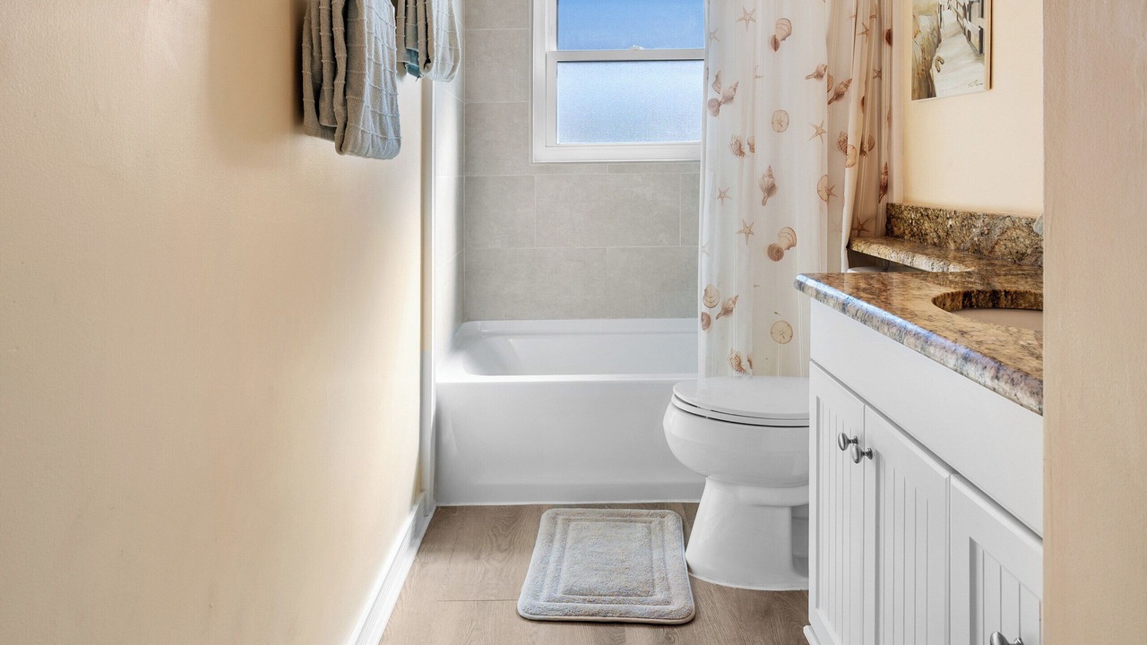 Photo of Bathroom in Cudjoe Gardens