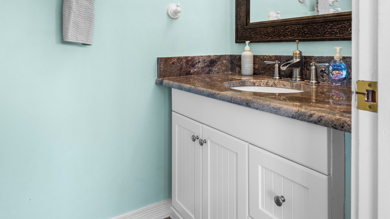 Photo of Bathroom in Cudjoe Gardens
