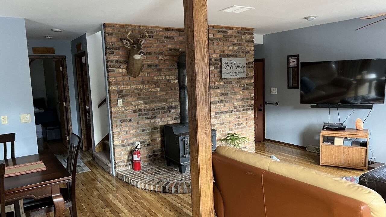 Photo of Livingroom in Thompsonville