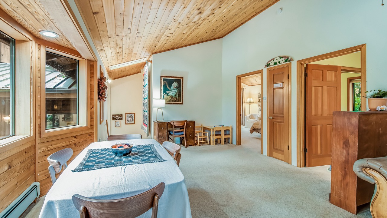 Photo of Others in Orcas