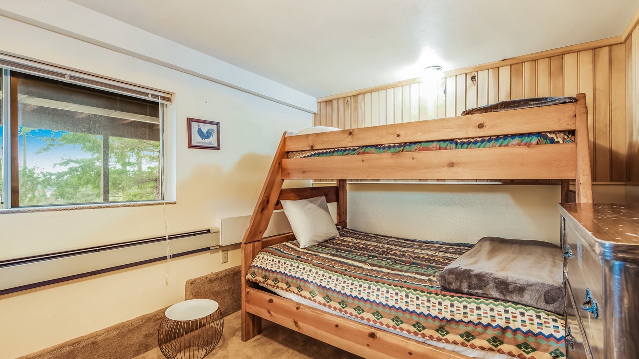 Photo of Bedroom in Orcas