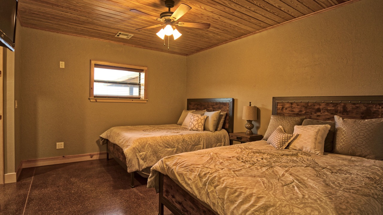 Photo of Bedroom in Pawnee County