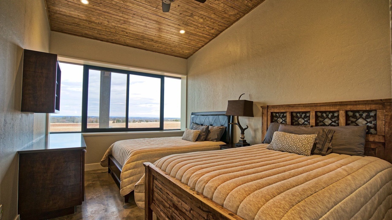Photo of Bedroom in Pawnee County