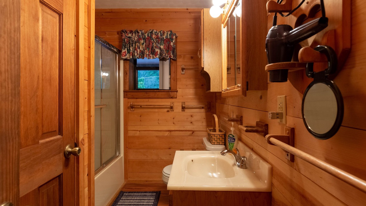 Photo of Bathroom in Bryson City