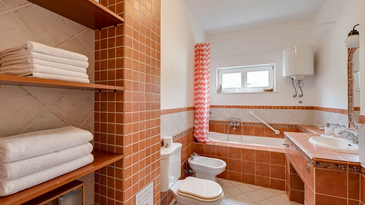 Photo of Bathroom in Pasadur