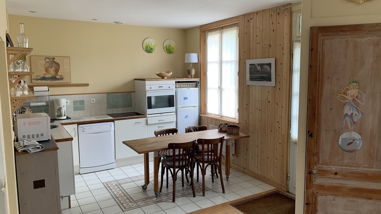 Photo of Kitchen in Veules-les-Roses