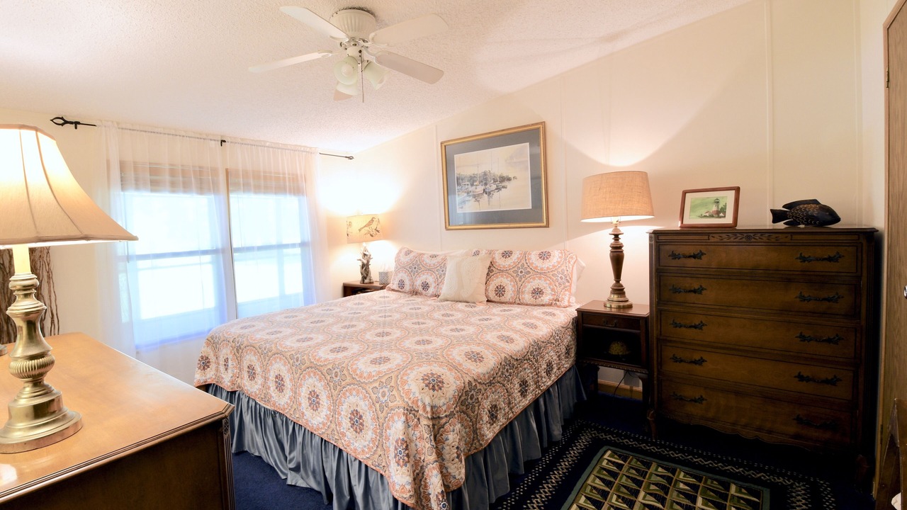 Photo of Bedroom in Green Cove Springs