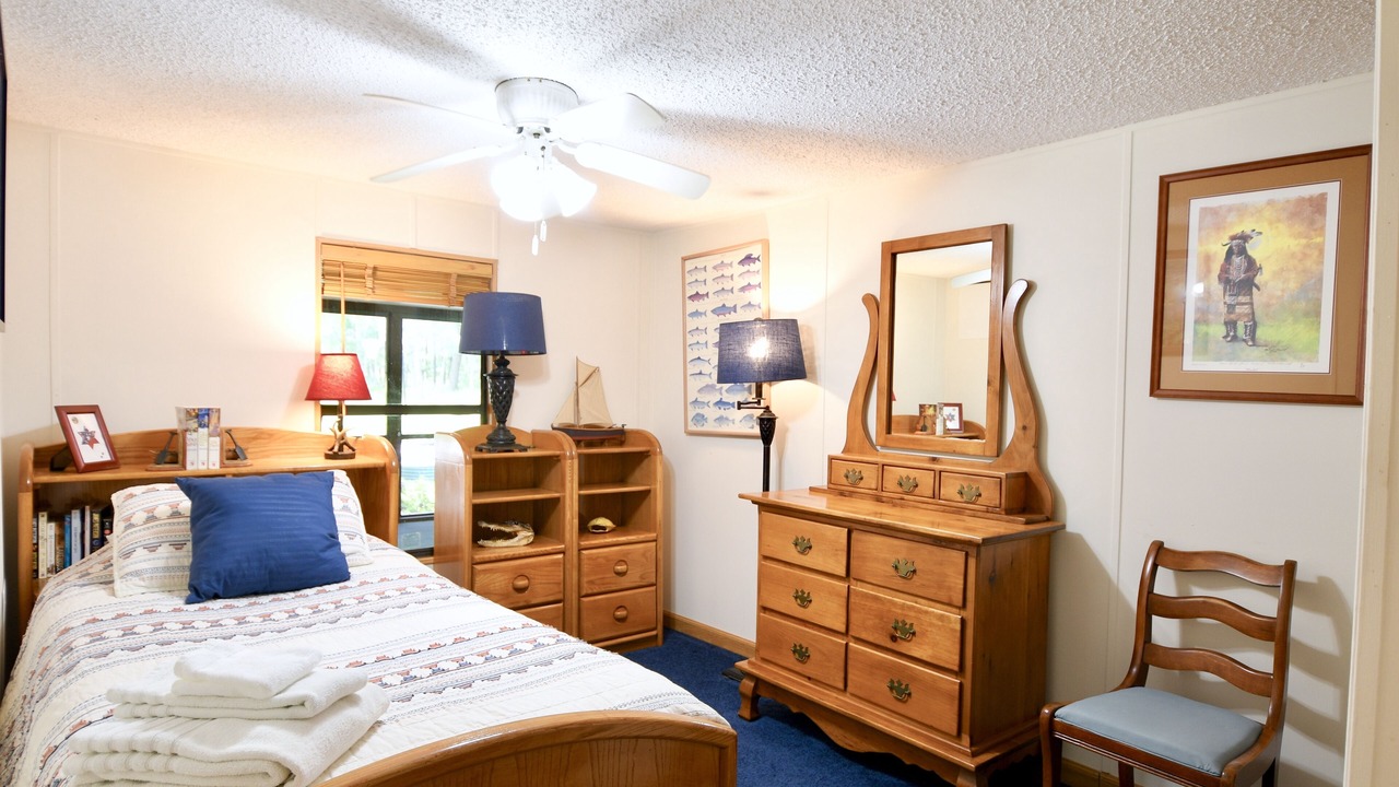 Photo of Bedroom in Green Cove Springs