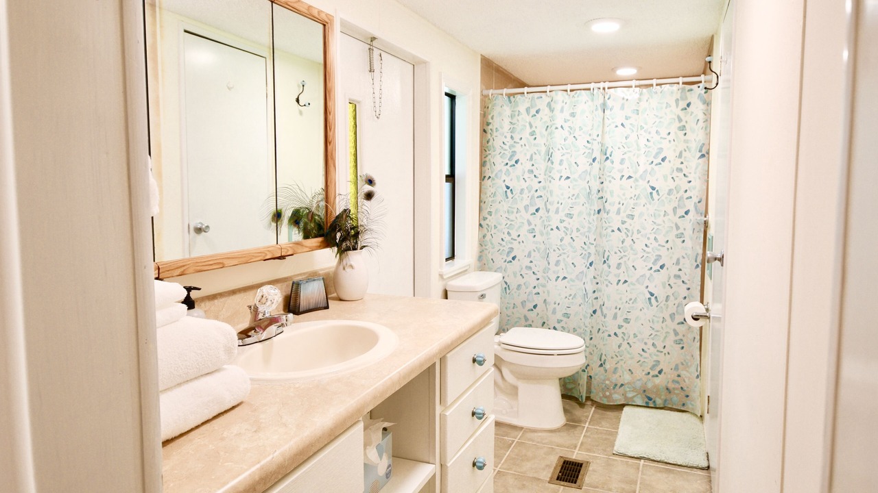 Photo of Bathroom in Green Cove Springs